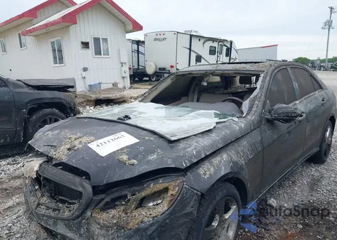 2014 Mercedes-Benz E 350 4Matic z USA, uszkodzony, nr VIN WDDHF8JB6EB010131